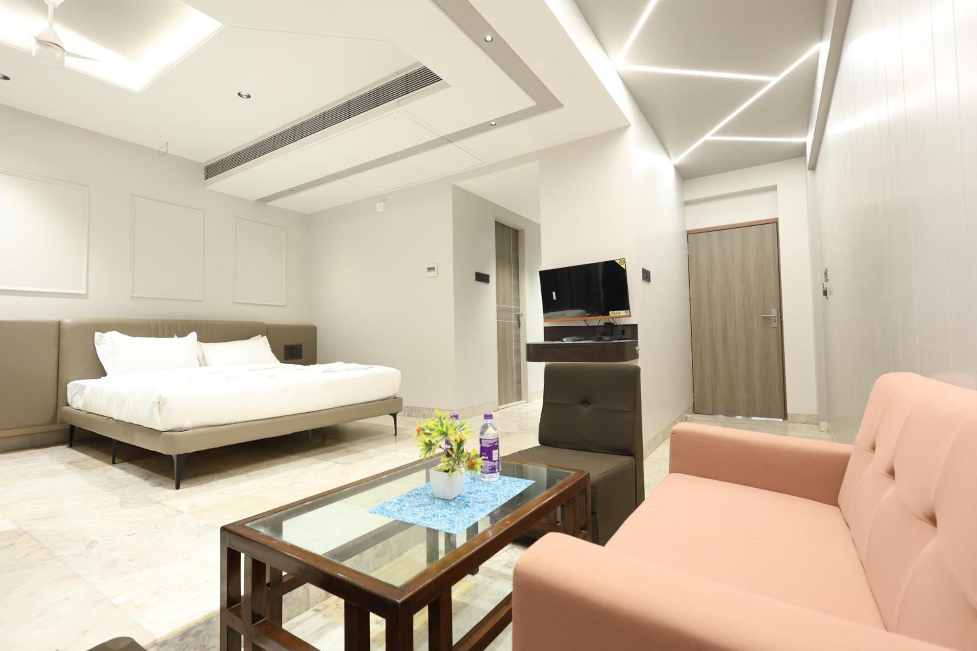 Hotel Statusinn, Ichalkaranji 외부 사진