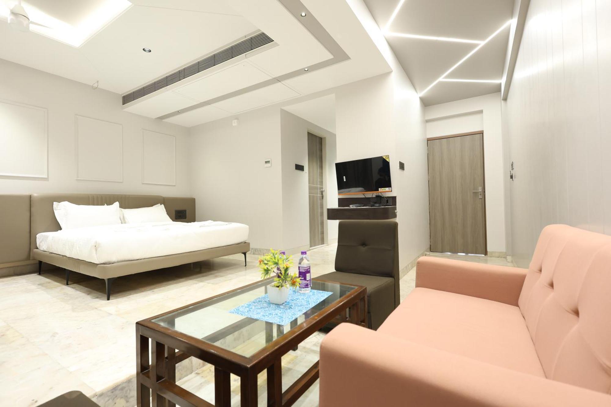 Hotel Statusinn, Ichalkaranji 외부 사진