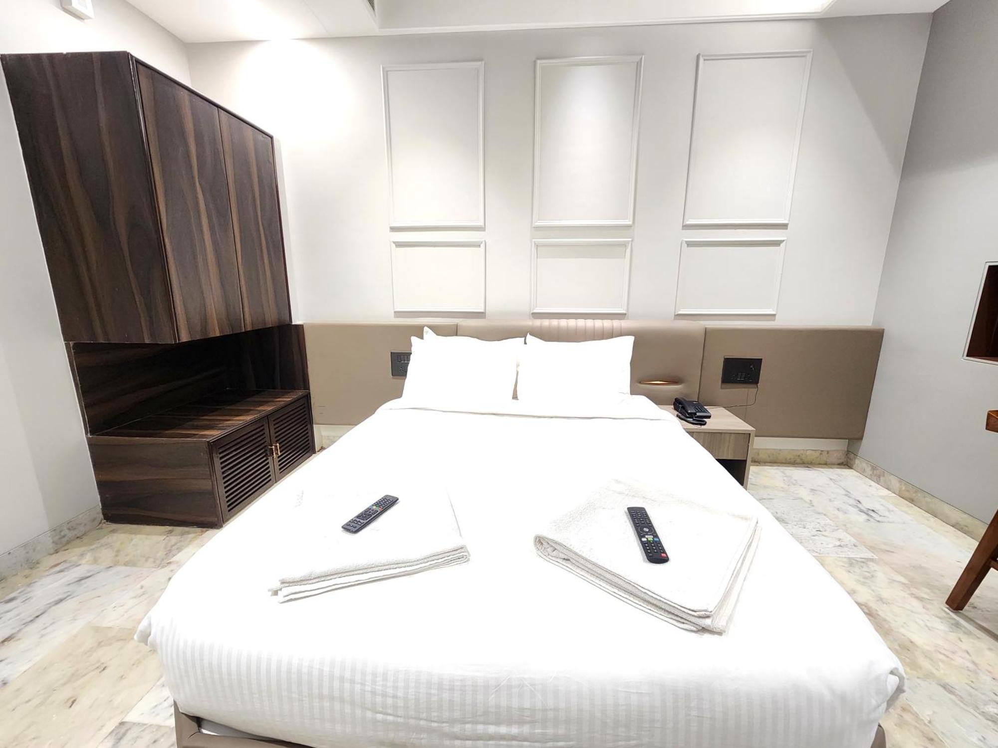 Hotel Statusinn, Ichalkaranji 외부 사진