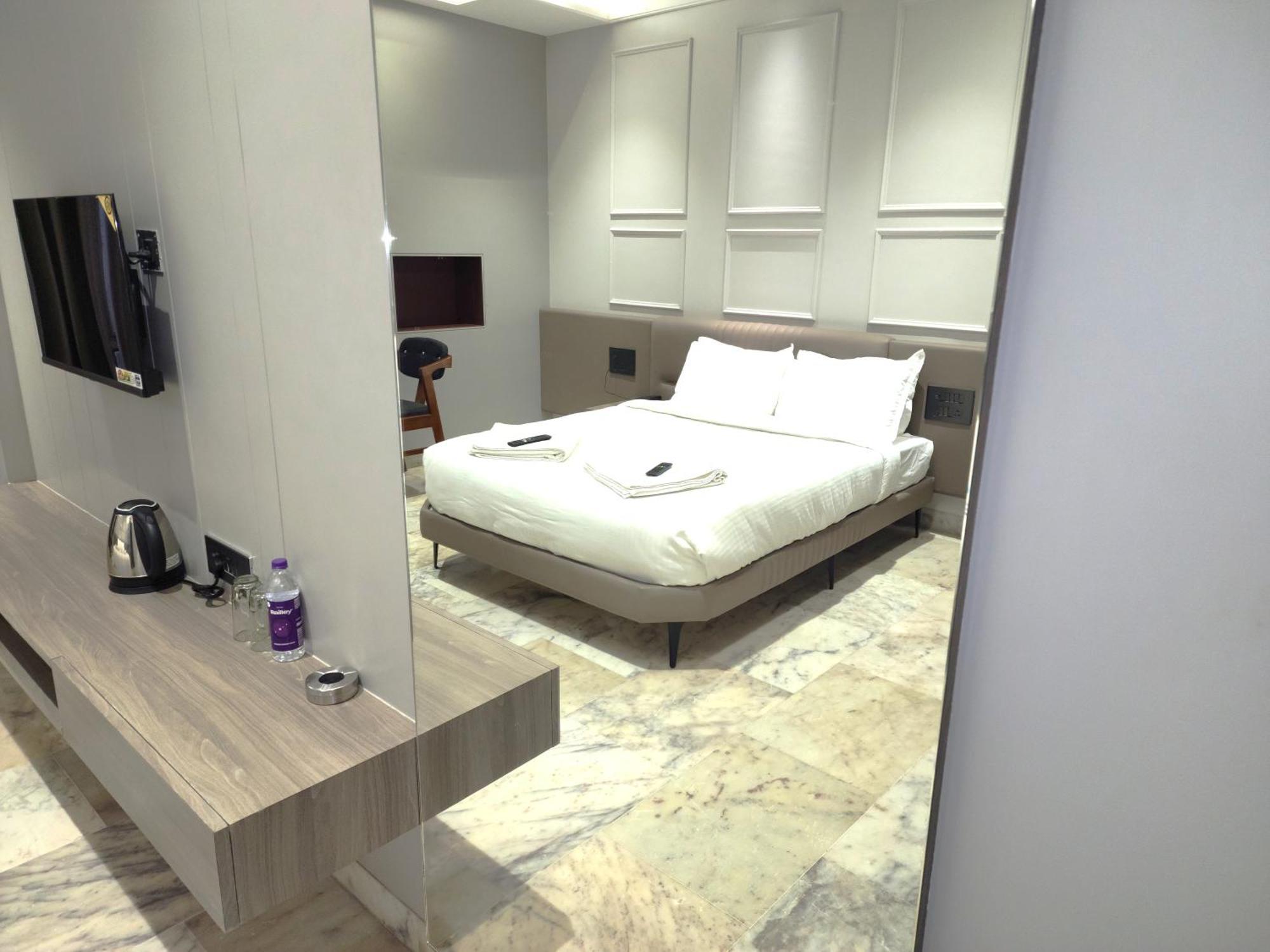 Hotel Statusinn, Ichalkaranji 외부 사진