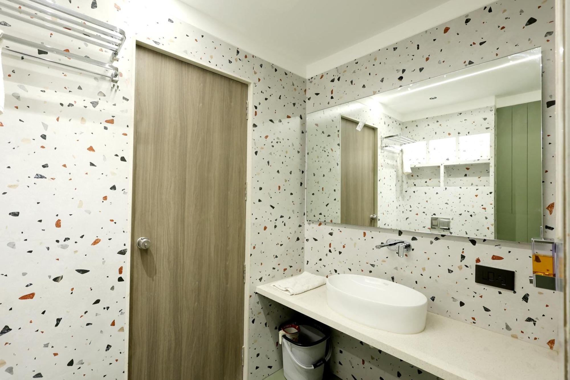 Hotel Statusinn, Ichalkaranji 외부 사진